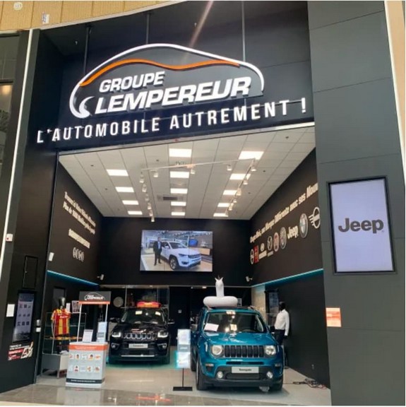 Jeep au Pop up store du Groupe Lempereur