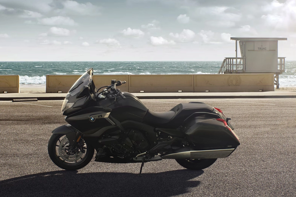 bmw_motorrad_k_1600_b_banner_78768707.webp