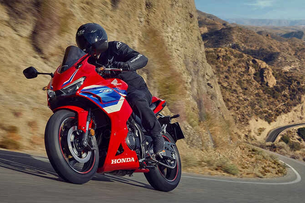 honda_cbr500r_banner_1287538861.webp