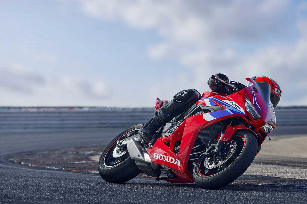 honda_cbr650r_banner_534089779.webp