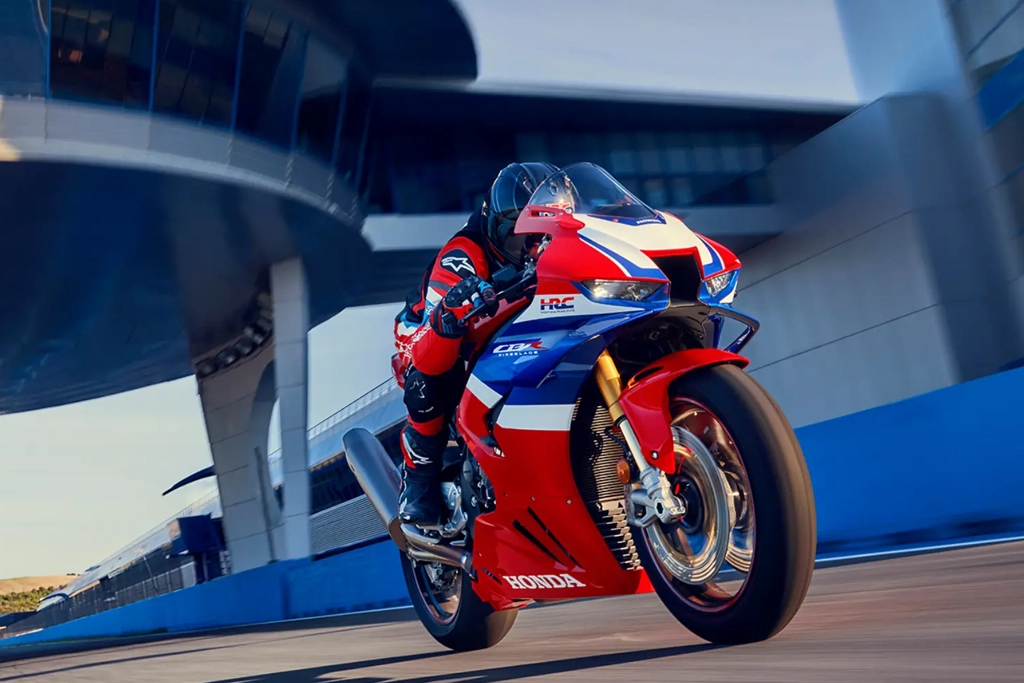 honda_fireblade_banner_377753664.webp