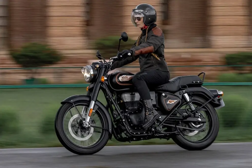 royale_enfield_royal_enfield_bullet_350_2026_banner_20260430143721.webp