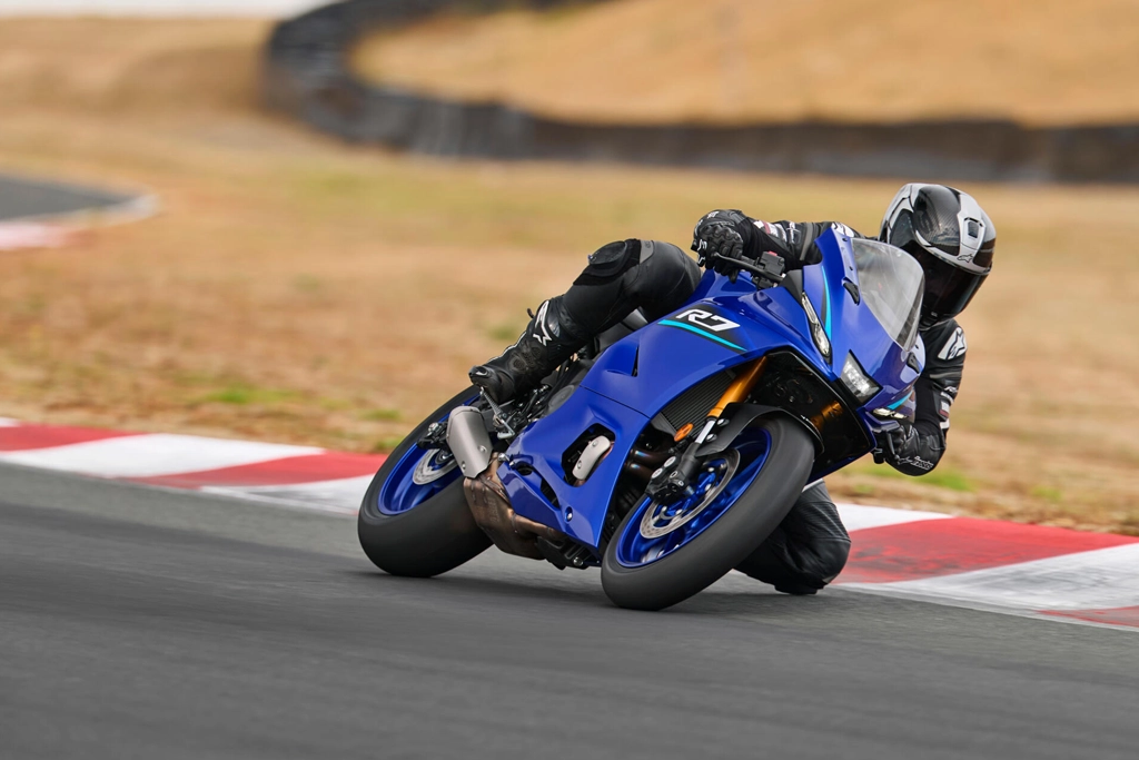 yamaha_r7_banner_1140818594.webp
