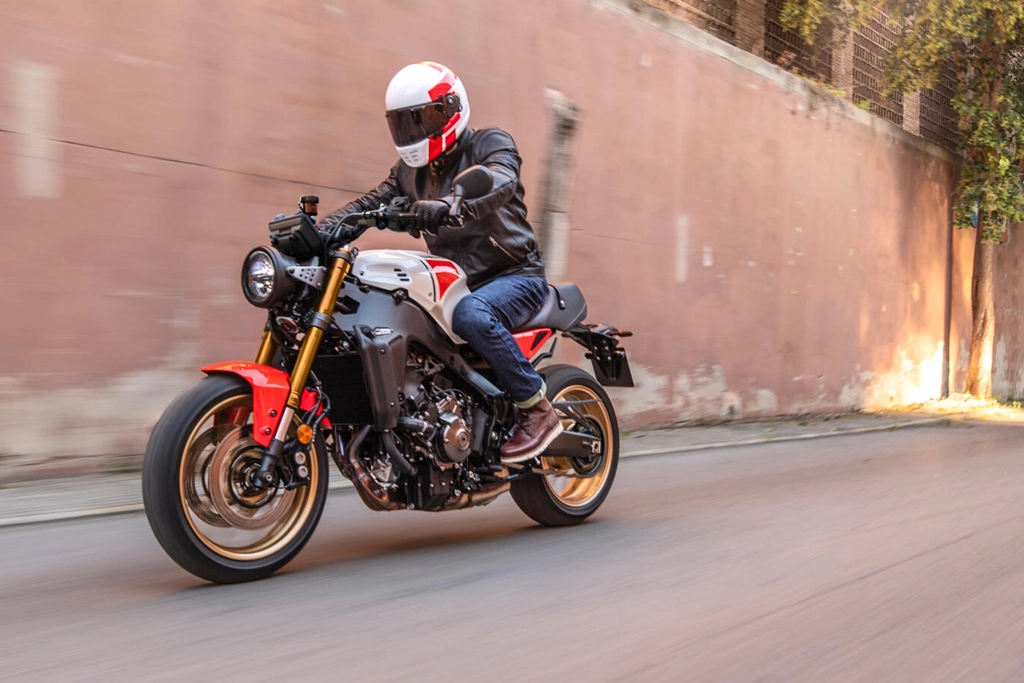 yamaha_xsr900_2025_7_banner_805477668.webp