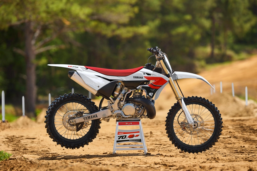 yamaha_yz250_70th_7_banner_1867687862.webp