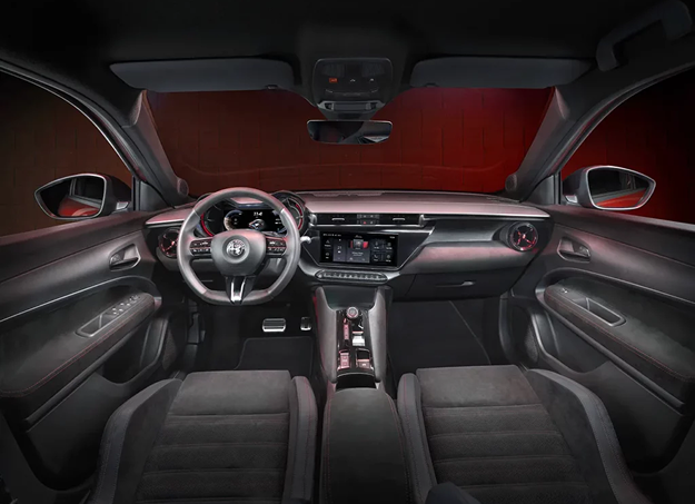 Intérieur de l’Alfa Romeo Junior, tableau de bord digital