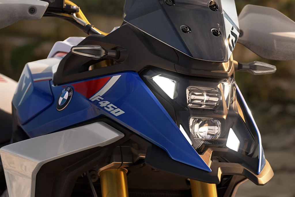 Tableau de bord digital de la BMW Motorrad F 450 GS