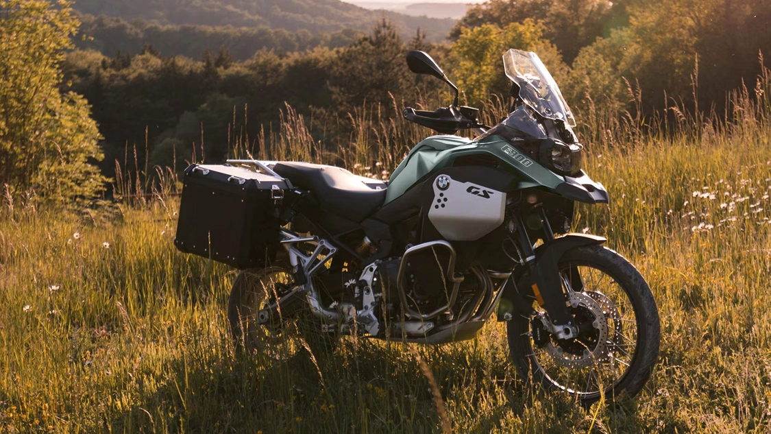 BMW Motorrad F 900 GS Adventure vue de face
