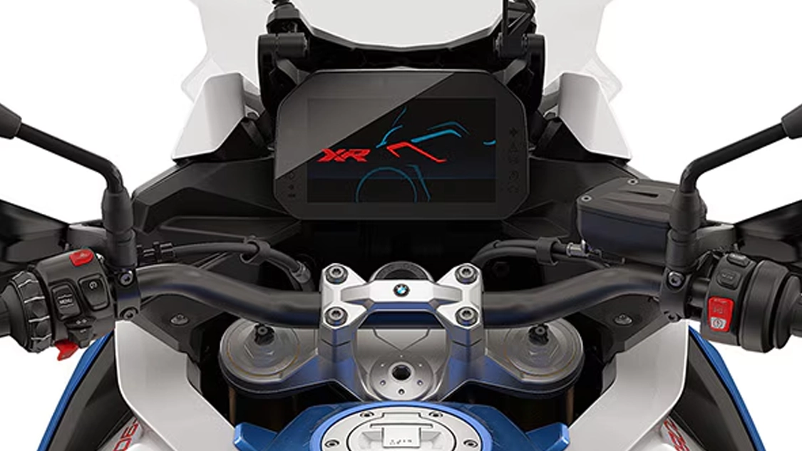 Roue arrière et bras oscillant de la BMW Motorrad F 900 XR