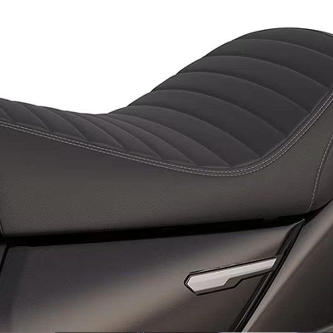 BMW Motorrad R 12 stationnée, vue de profil