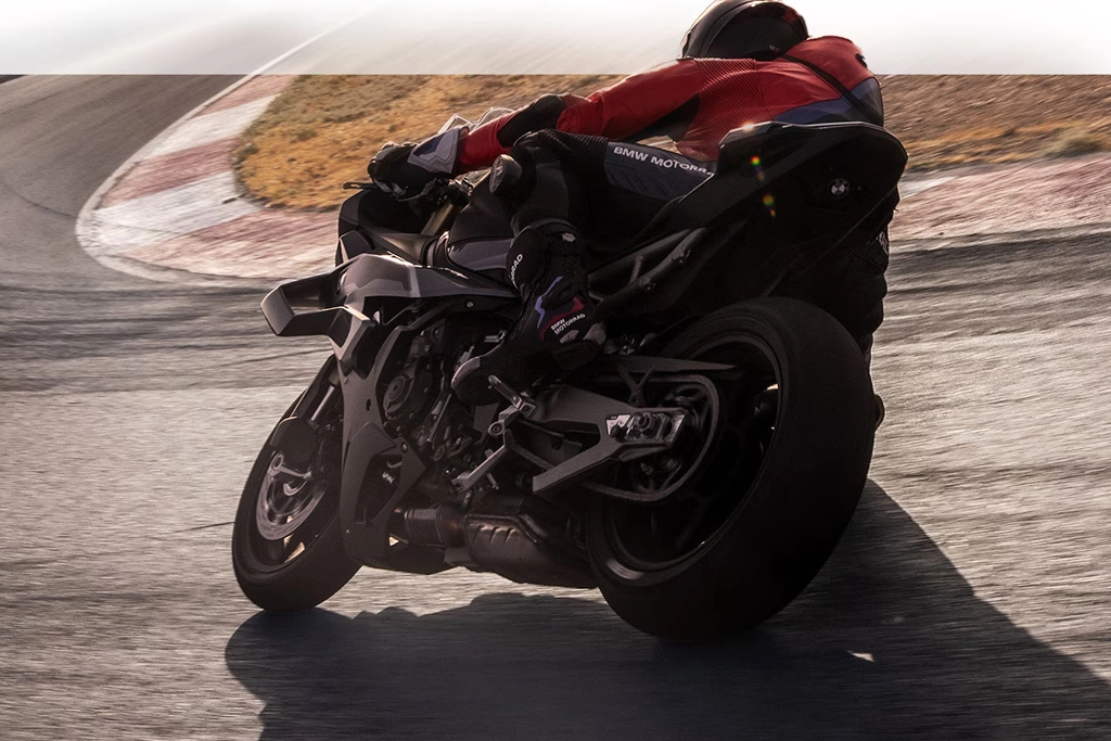 Tableau de bord digital de la BMW Motorrad S 1000 RR