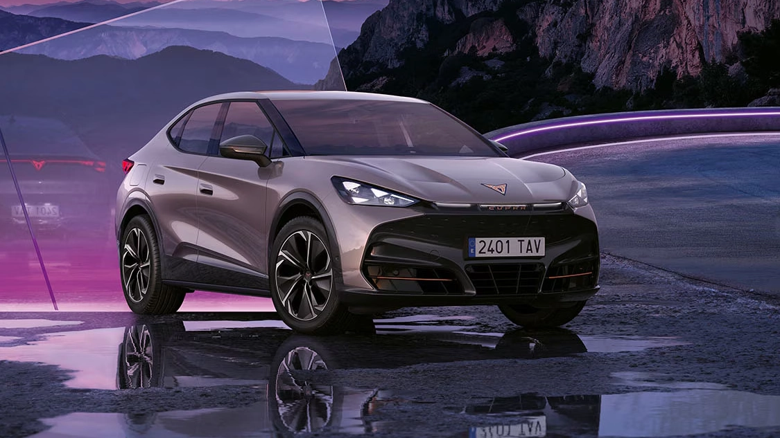 Vue trois quart avant Cupra Tavascan