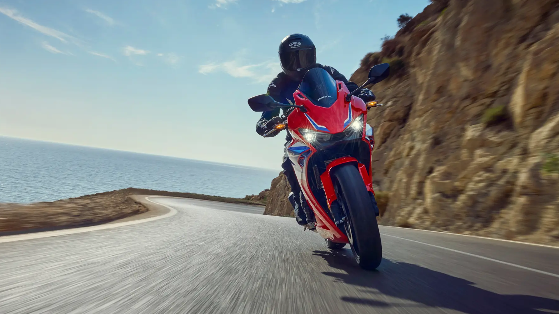 Honda CBR500R utilisée en ville