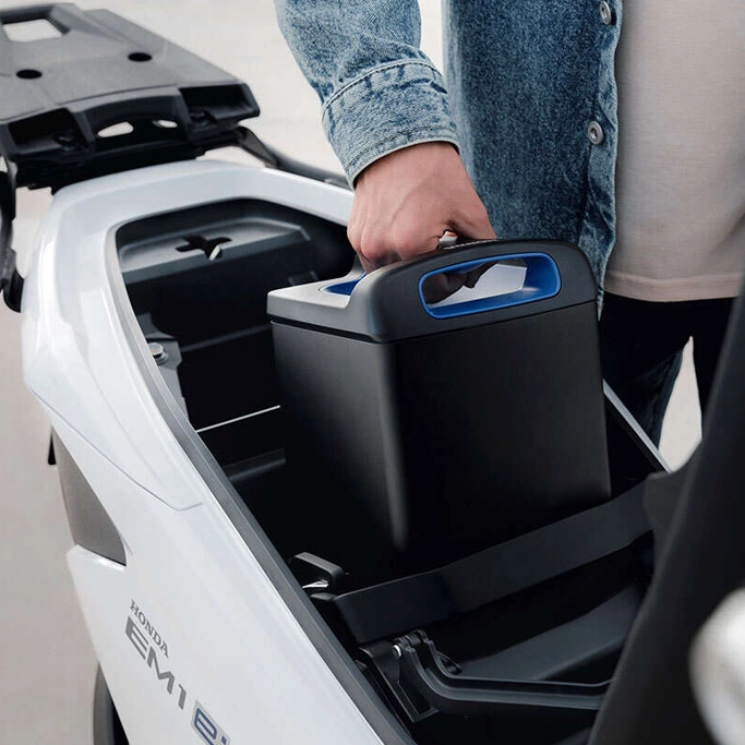 Honda EM1 e vue de face, design moderne