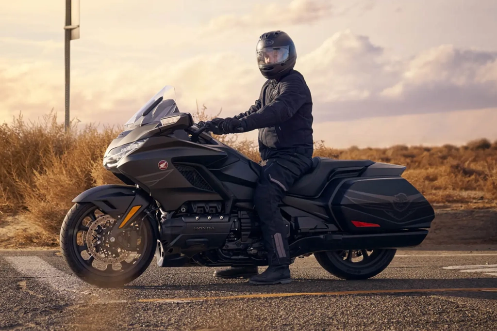 Tableau de bord numérique de la Honda GOLD WING DCT