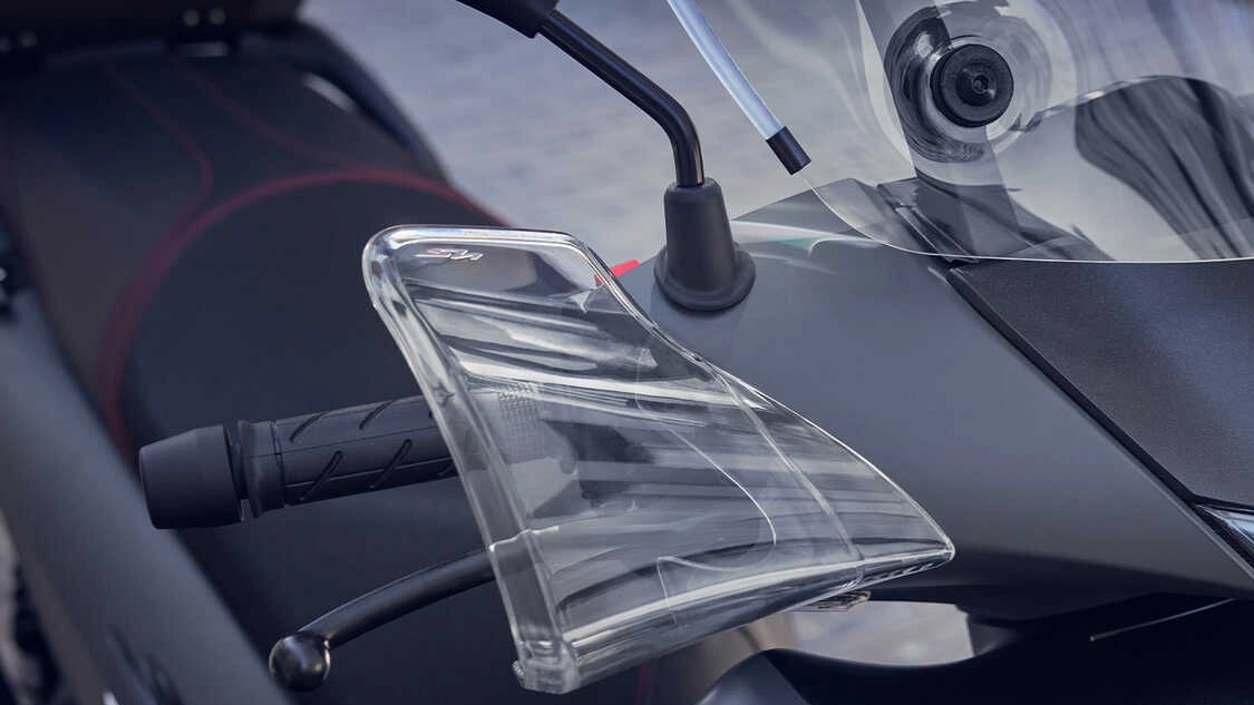 Détail de la selle confortable du Honda SH350i