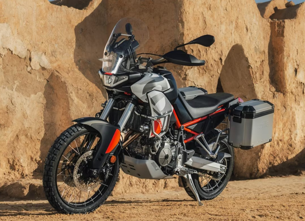 Vue profil de l’Aprilia Tuareg