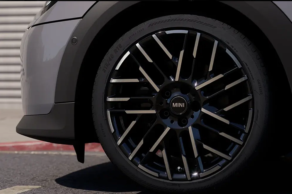 MINI Cooper Cabrio vue jante