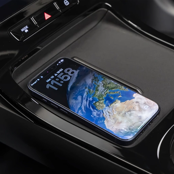 interieur Jaecoo 5 garé en ville