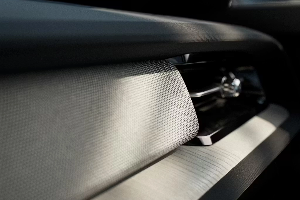 Intérieur moderne de la Polestar 2 avec écran central