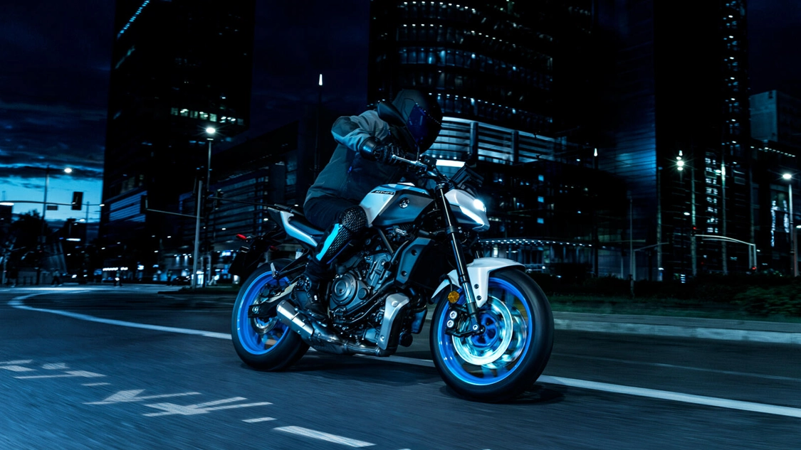 Détail du moteur bicylindre de la Yamaha 2025 MT-07