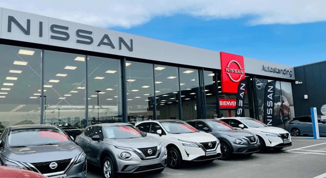 NISSAN ARRAS / BEAURAINS