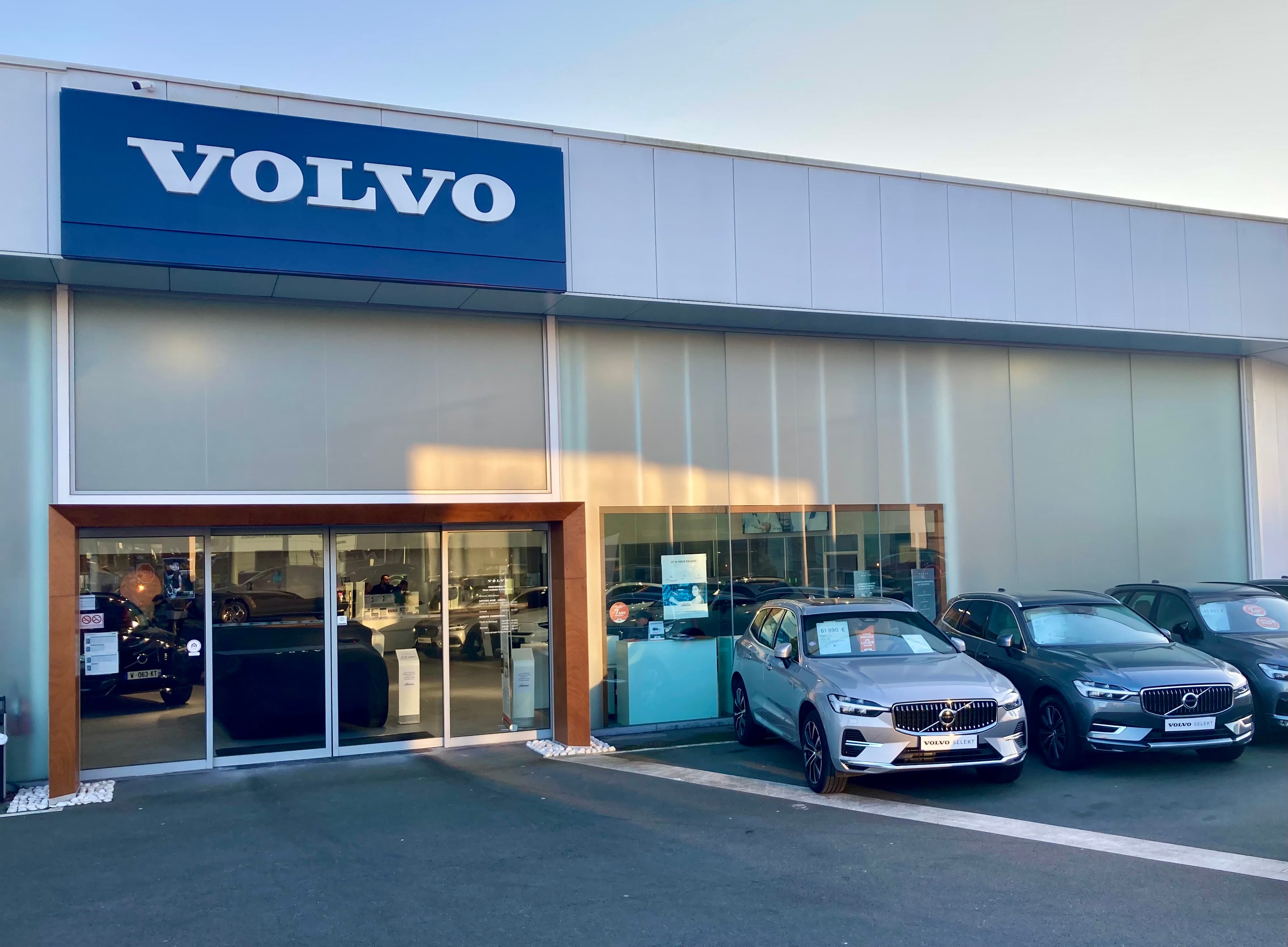 VOLVO LIEVIN